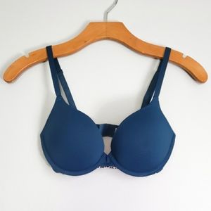 Victoria's Secret Pink Wear Everywhere Push-up Bra 32D